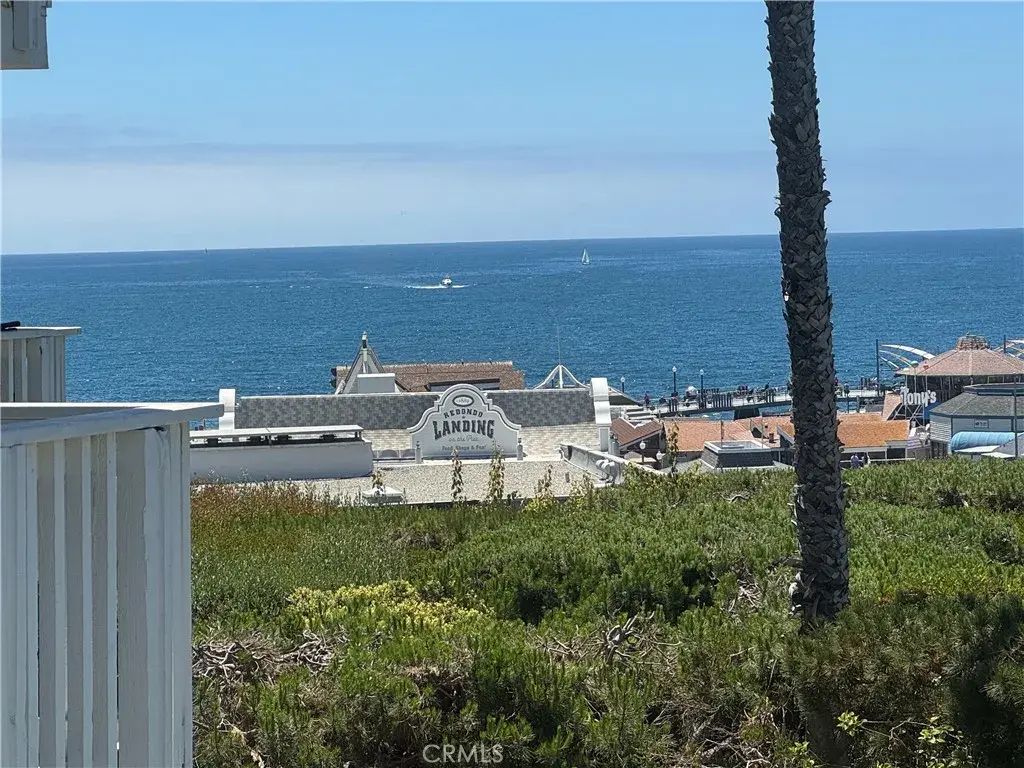 650 The Village 210, Redondo Beach
