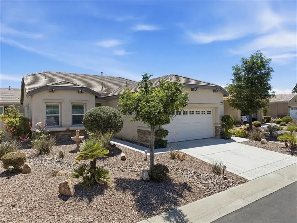 19423 Crystal Springs Lane, Apple Valley