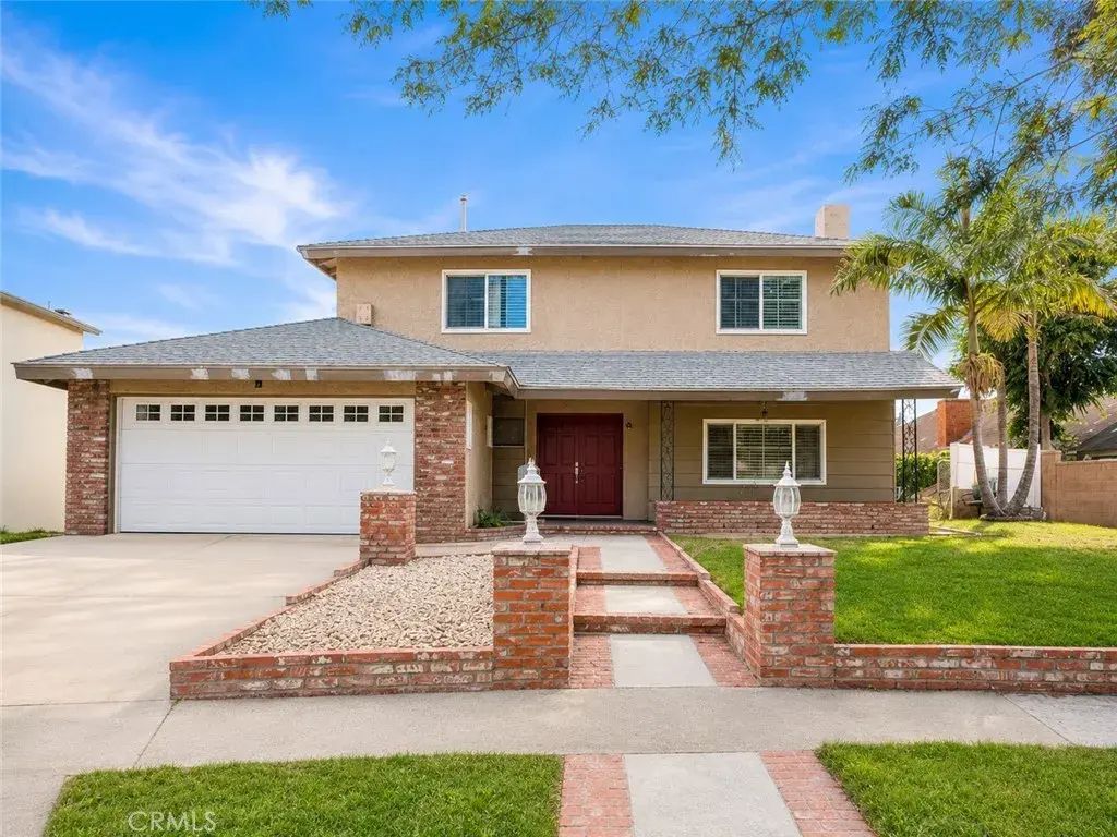 1118 W Orange, Santa Ana