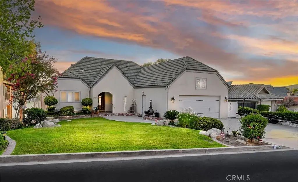 22376 W San Joaquin, Canyon Lake