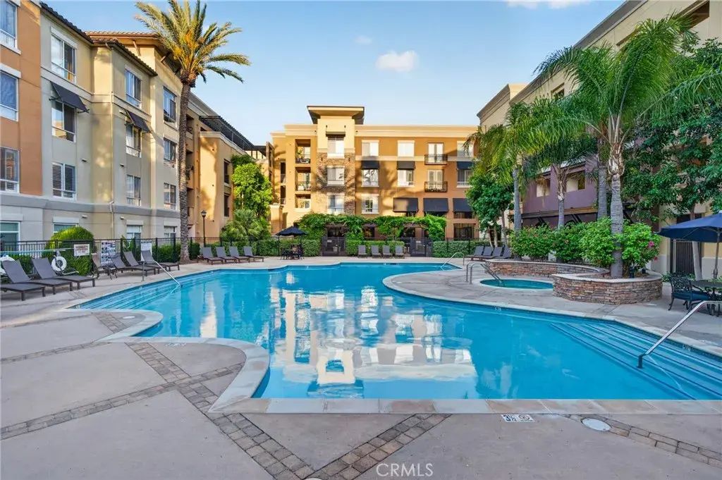 24535 Town Center Dr. 6205, Valencia