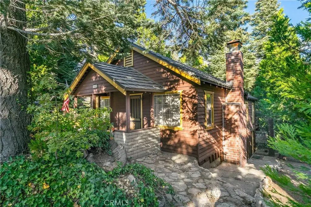 26481 Alpine, Twin Peaks