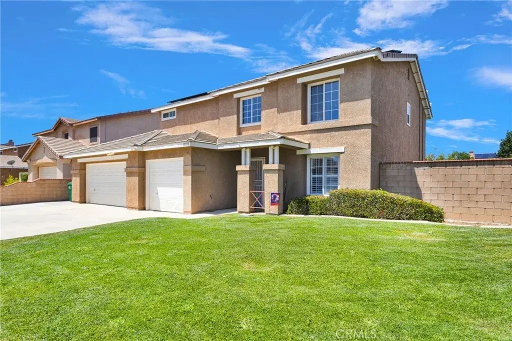 39233 Raphael Lane, Palmdale