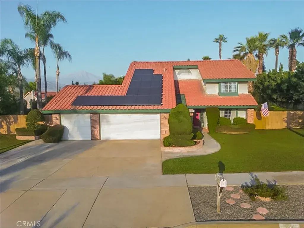 123 S La Salle, Redlands
