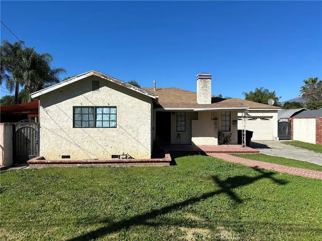 221 N Sunkist Ave, West Covina