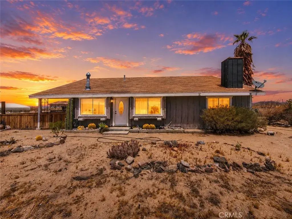 2620 Oasis Street, Joshua Tree