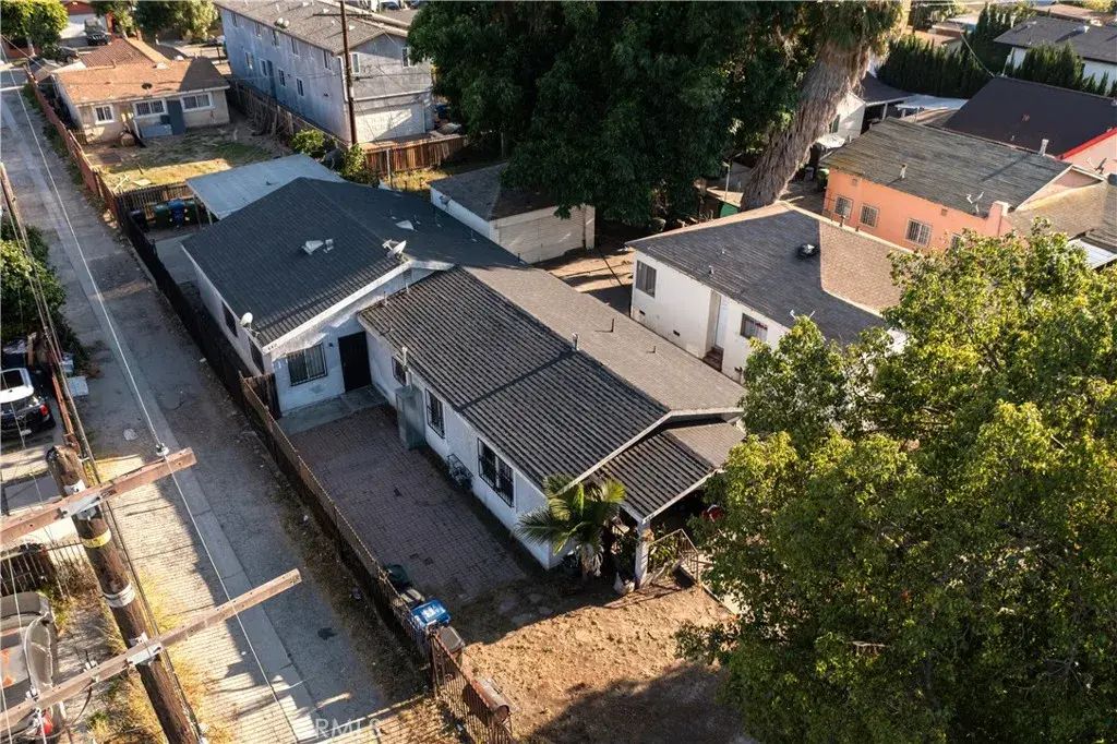 440 E 106th, Los Angeles