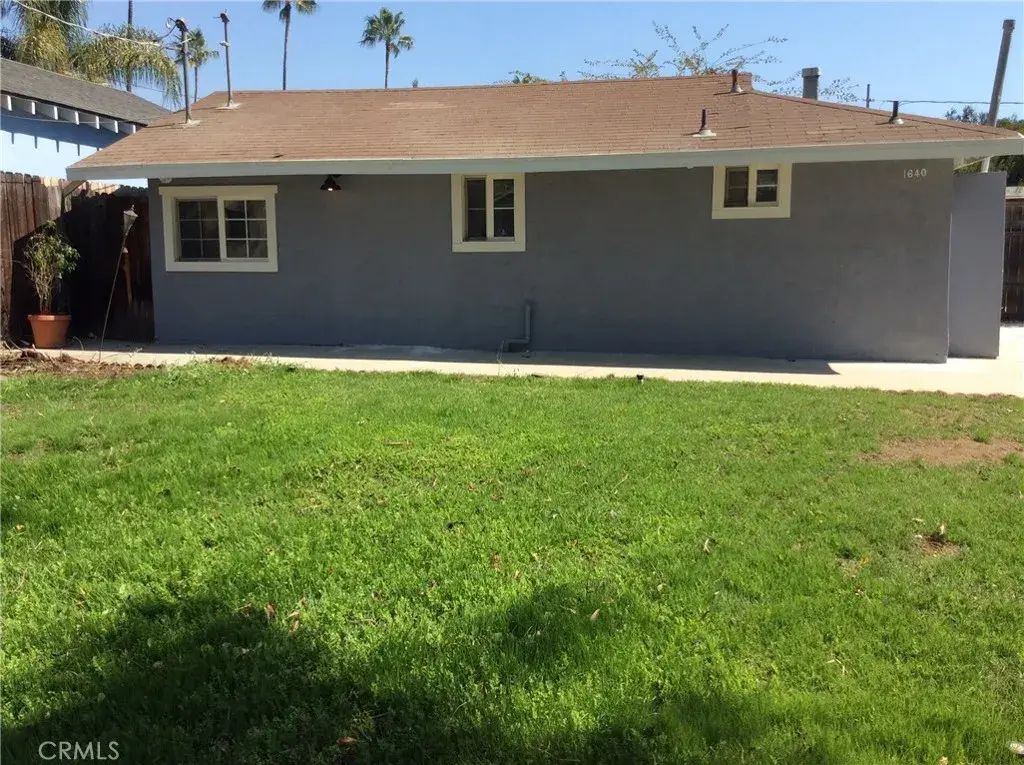 1640 Mentone, Pasadena