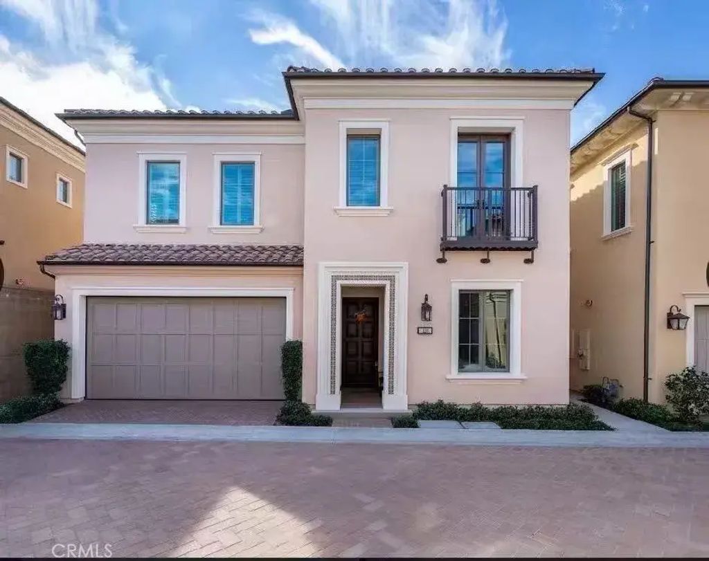 128 Montero, Irvine