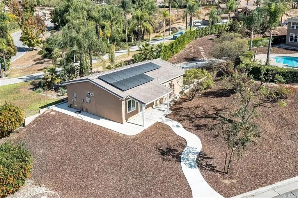 14222 Ashton, Riverside