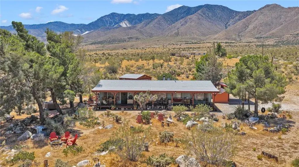 29229 Santa Rosa Road, Lucerne Valley
