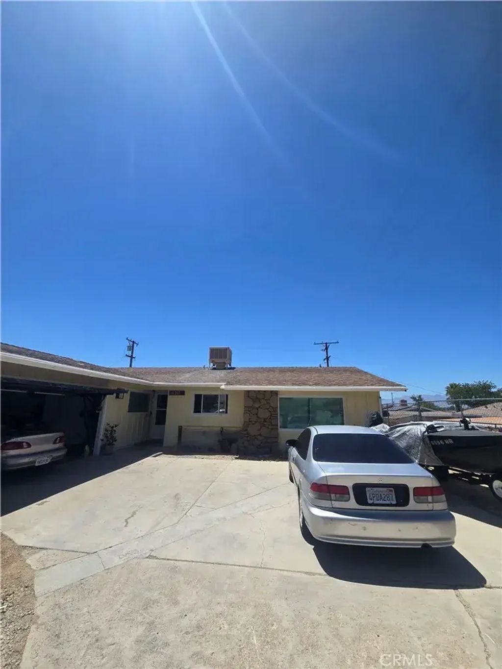 16211 Encina, Victorville