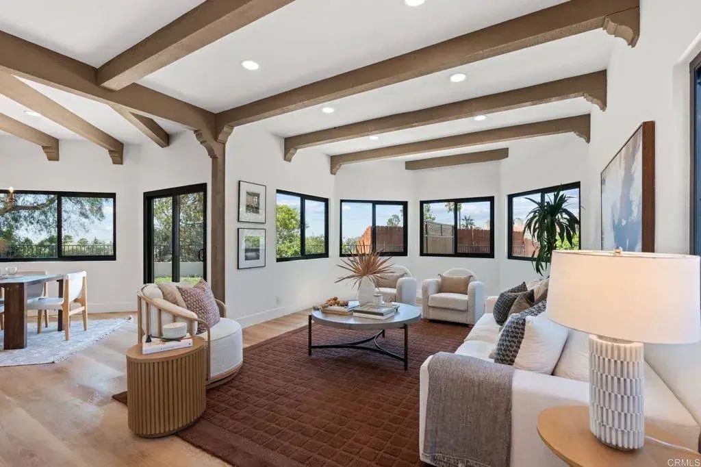 6803 El Fuerte Street, Carlsbad