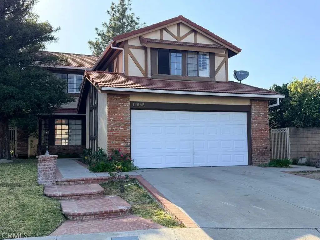 12065 Shadow Glen Ln, Porter Ranch