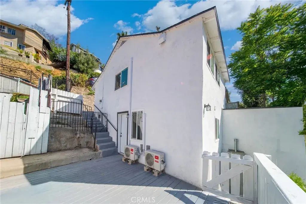 4365 O Neill, Los Angeles