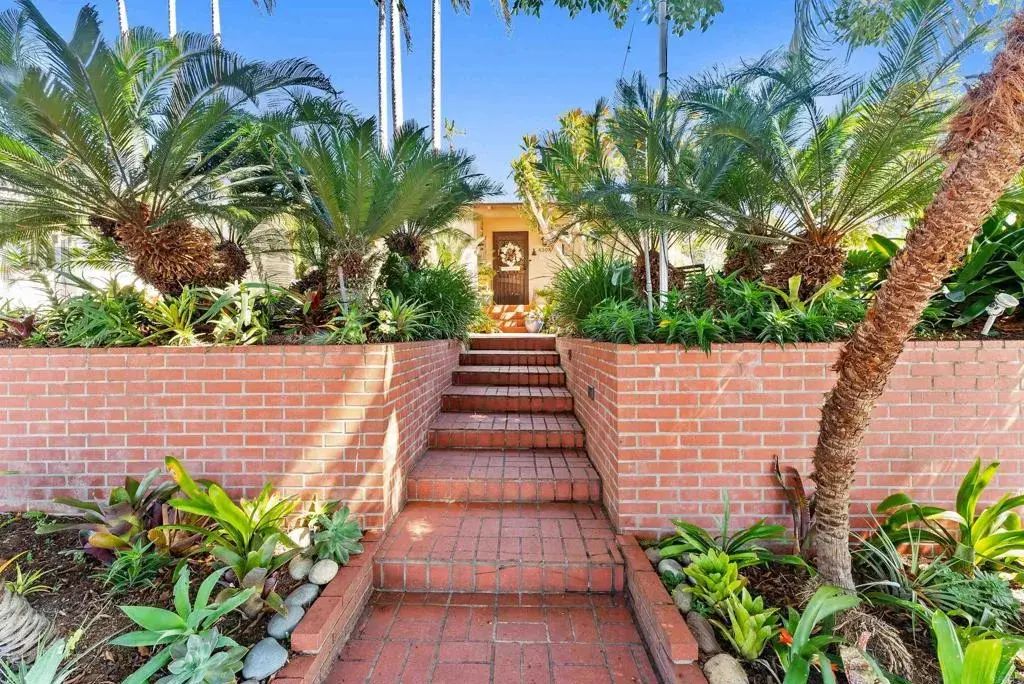 4304 Del Mar Avenue, 