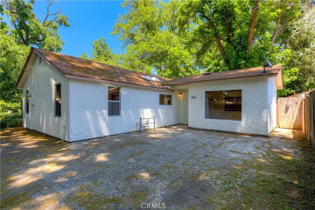 486 E 5th Avenue, Chico