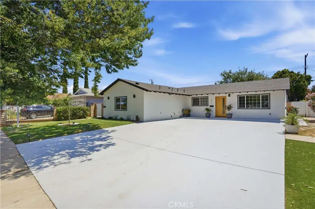 6670 Platt, West Hills