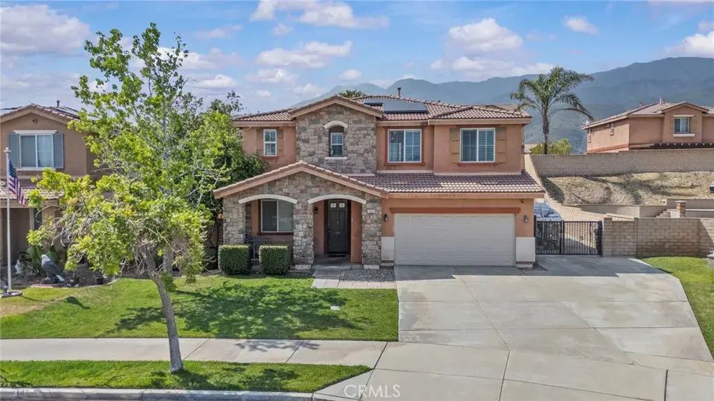 15292 Wren, Fontana