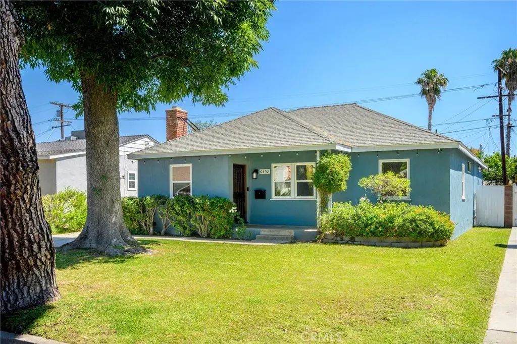 6438 Densmore, Van Nuys