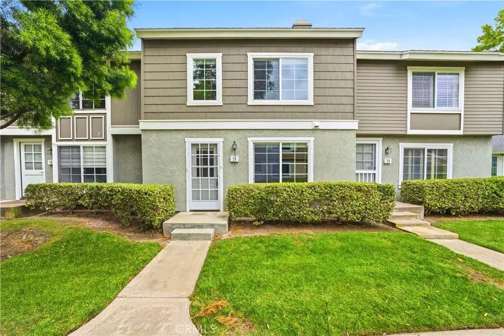 18 Fox Hollow, Irvine