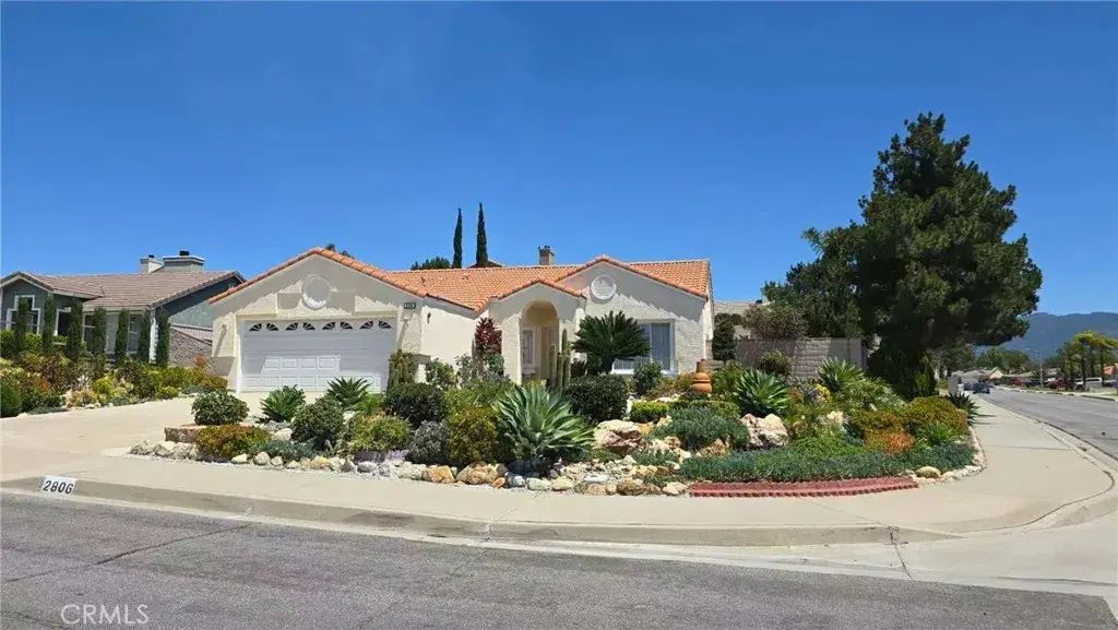 2806 W La Morada Drive, Rialto