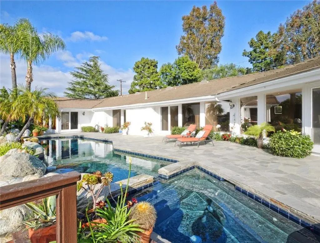 14 Georgeff, Rolling Hills