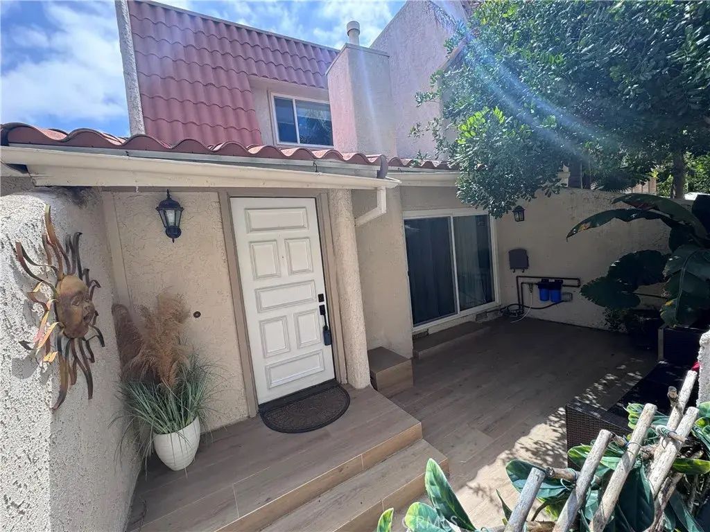 6241 Nita Avenue, Woodland Hills