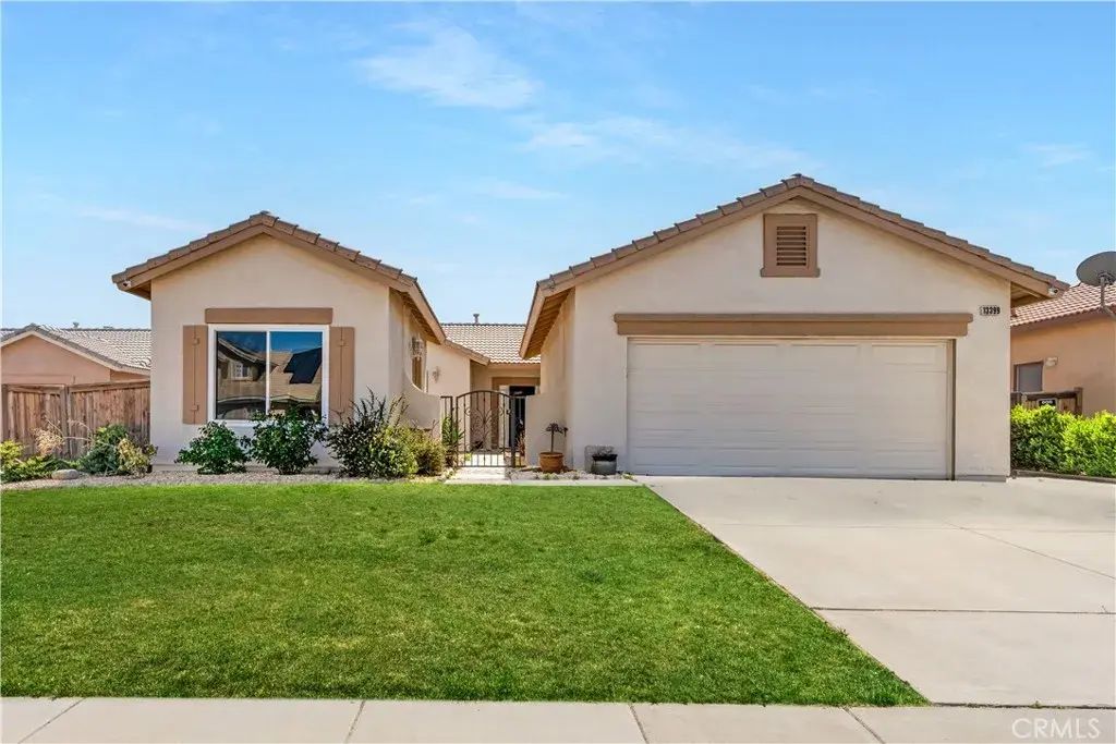 13399 Dover, Victorville