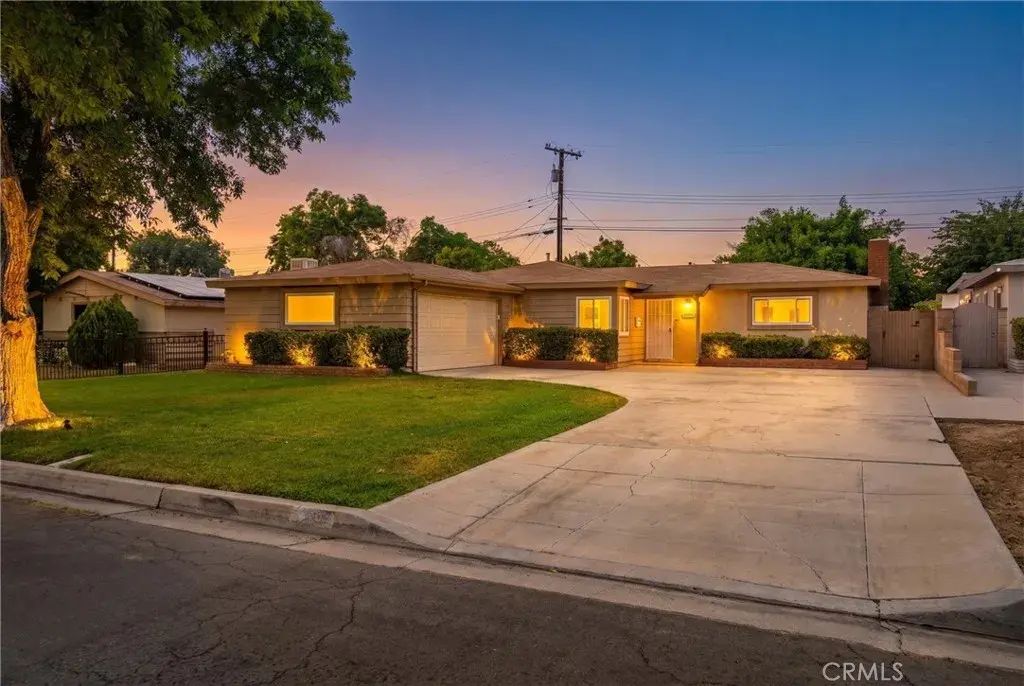 43736 Fern, Lancaster