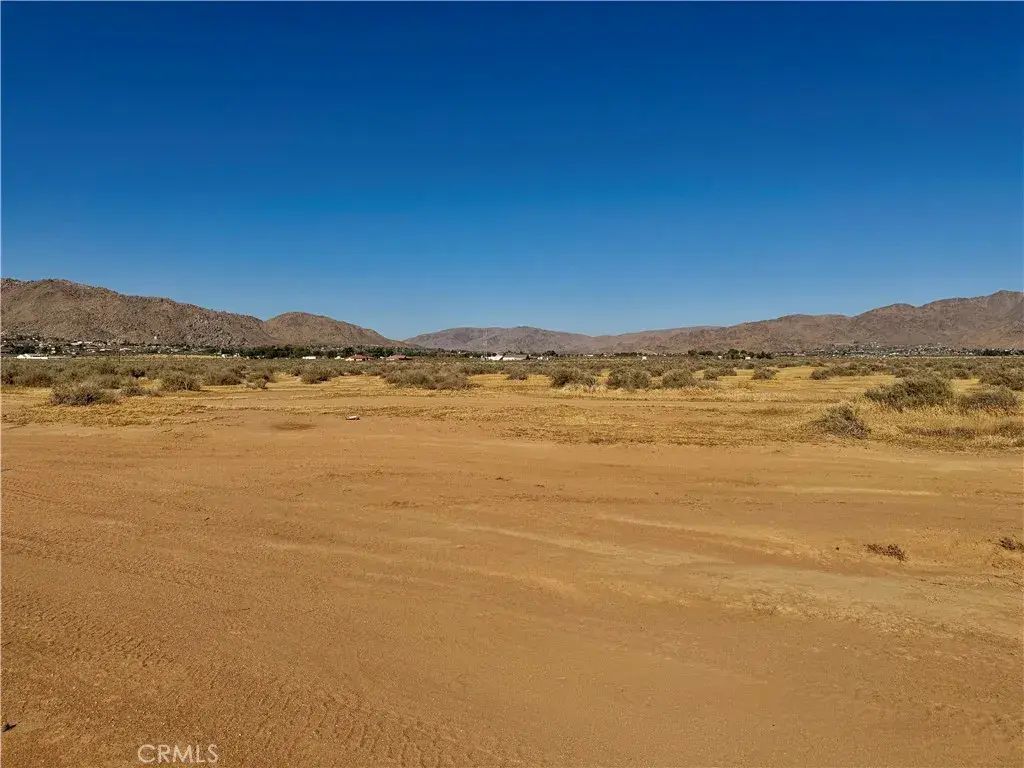 15369 Ocotilla, Apple Valley