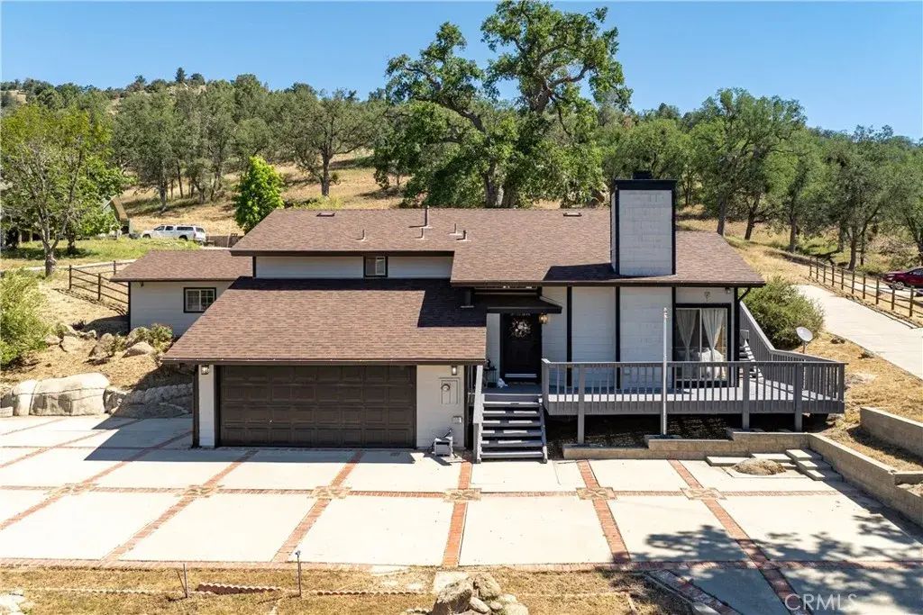 24360 Willow Pass Drive, Tehachapi