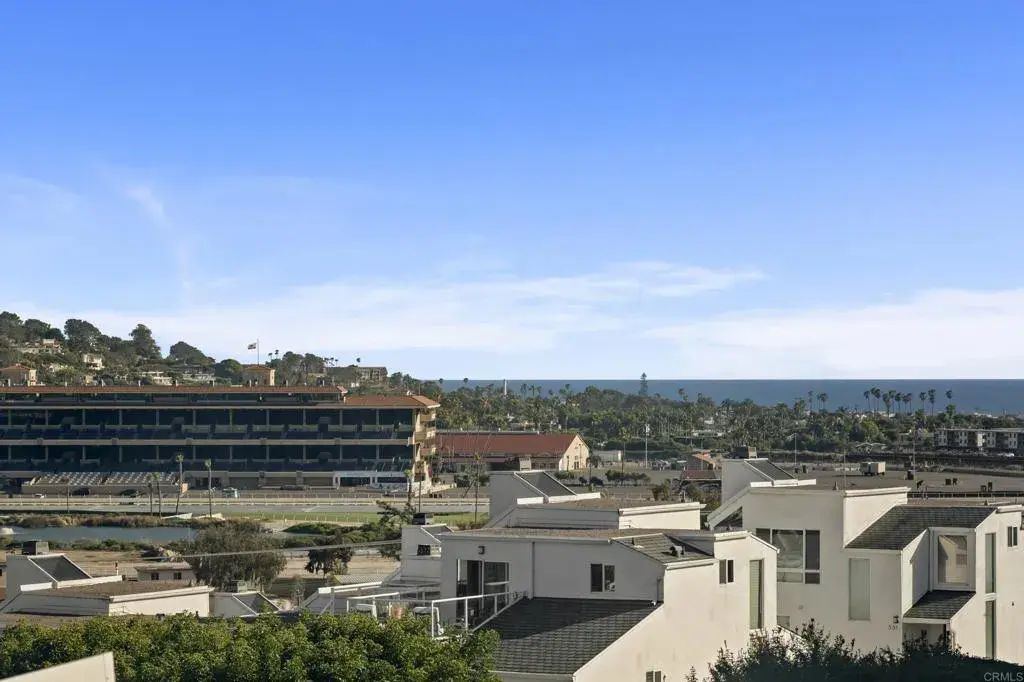 371 Longden Ln, Solana Beach