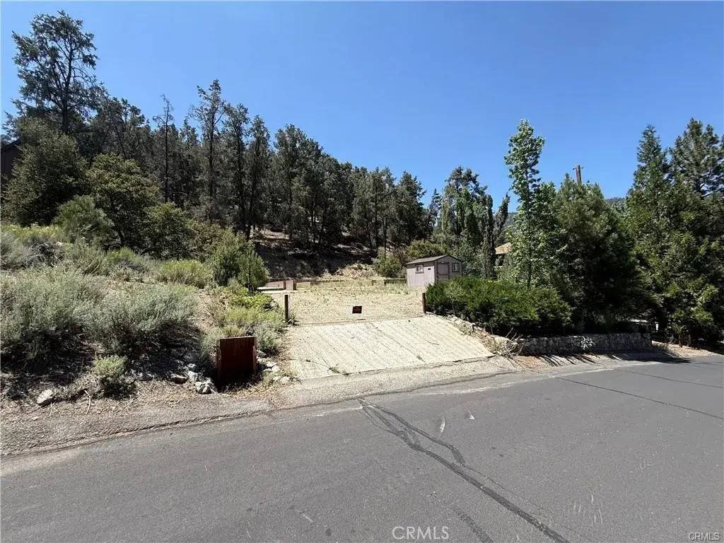 2221 Symonds, Pine Mountain Club