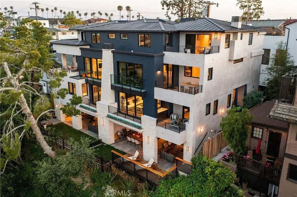 358 Dahlia Place, Corona Del Mar