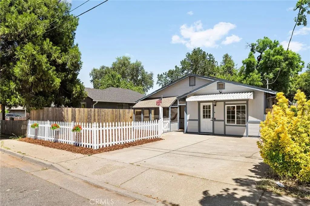1761 Elm Street, Chico