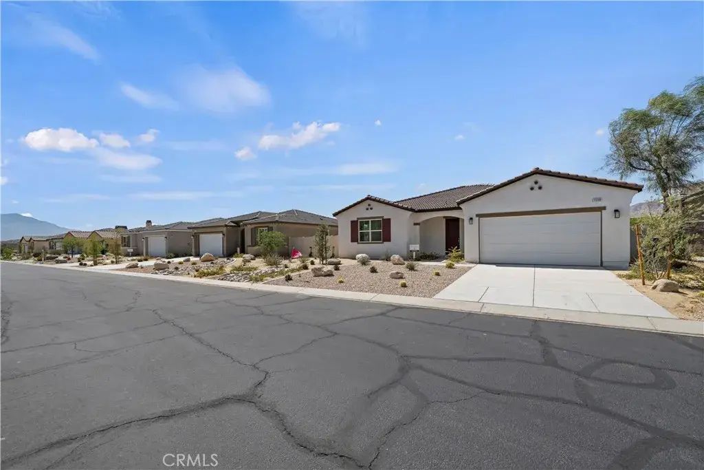 11339 Bald Eagle Lane, Desert Hot Springs
