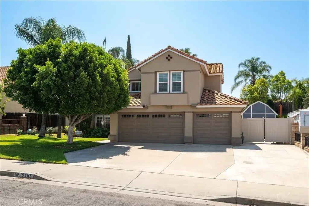 19465 Kinnow, Riverside