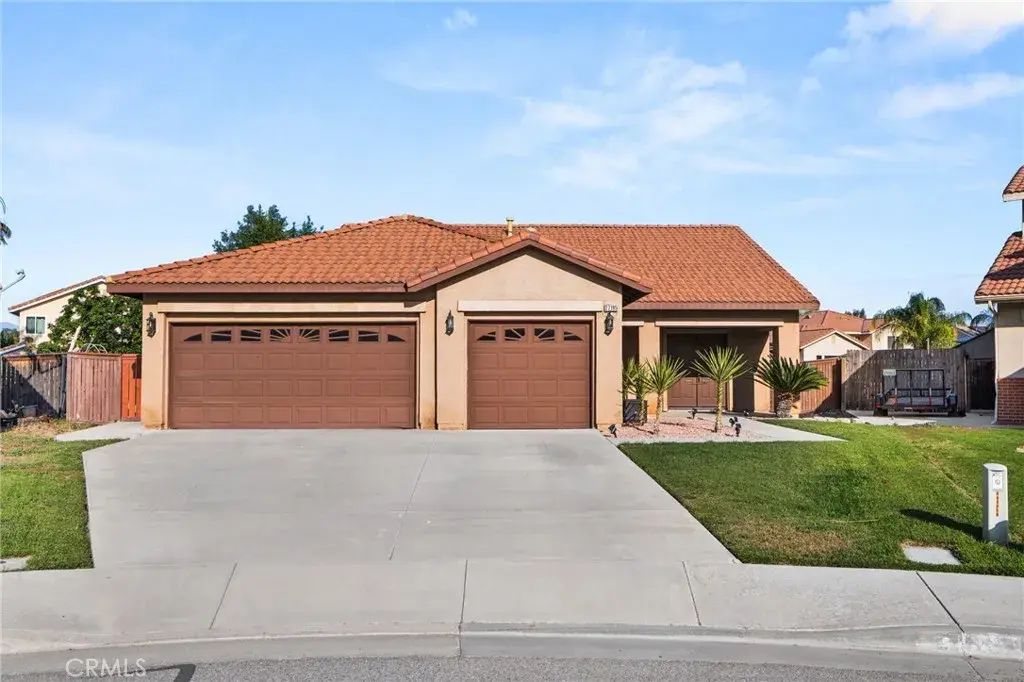 27195 Celtic, Menifee