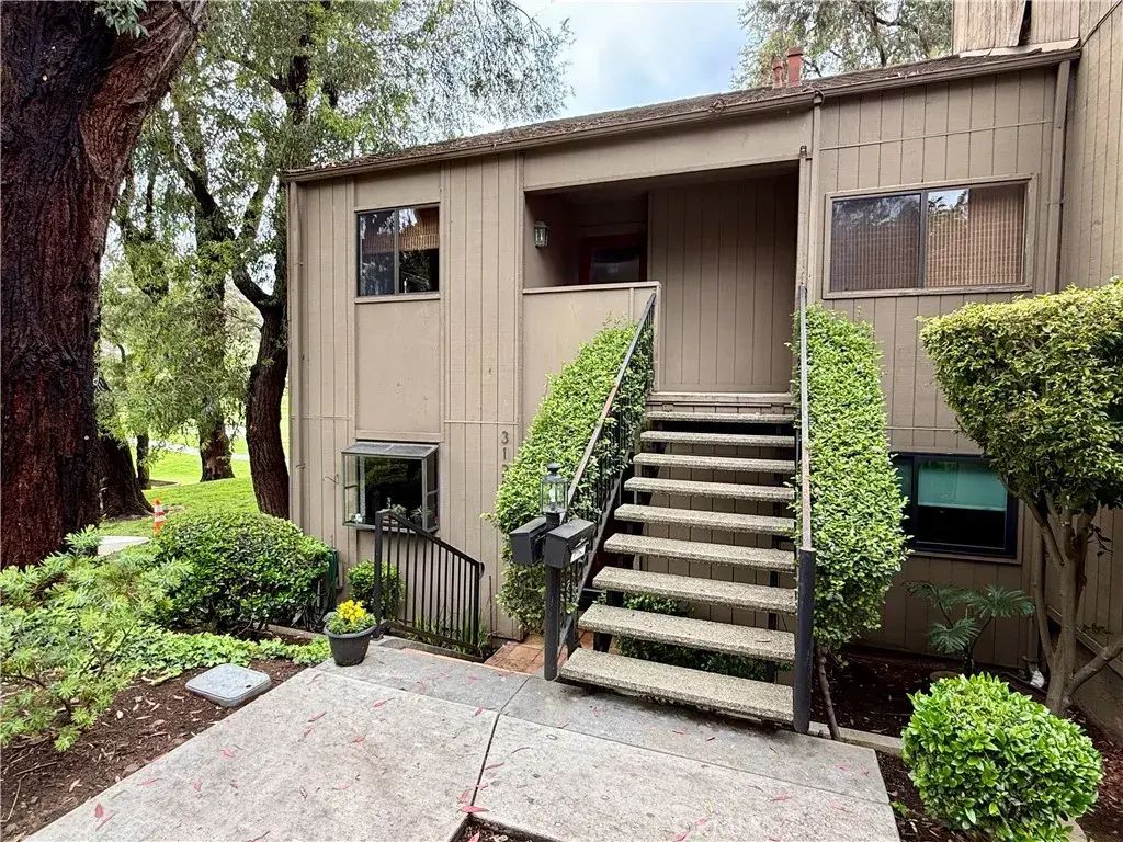 31257 E Nine Drive 16g, Laguna Niguel