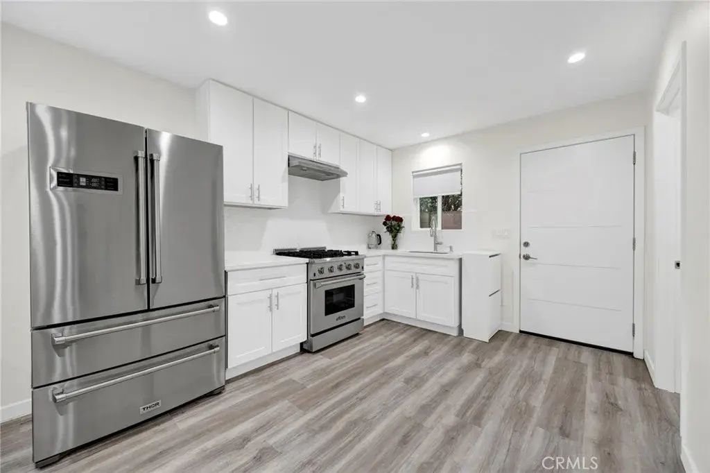 8744 Ruffner Avenue, Northridge