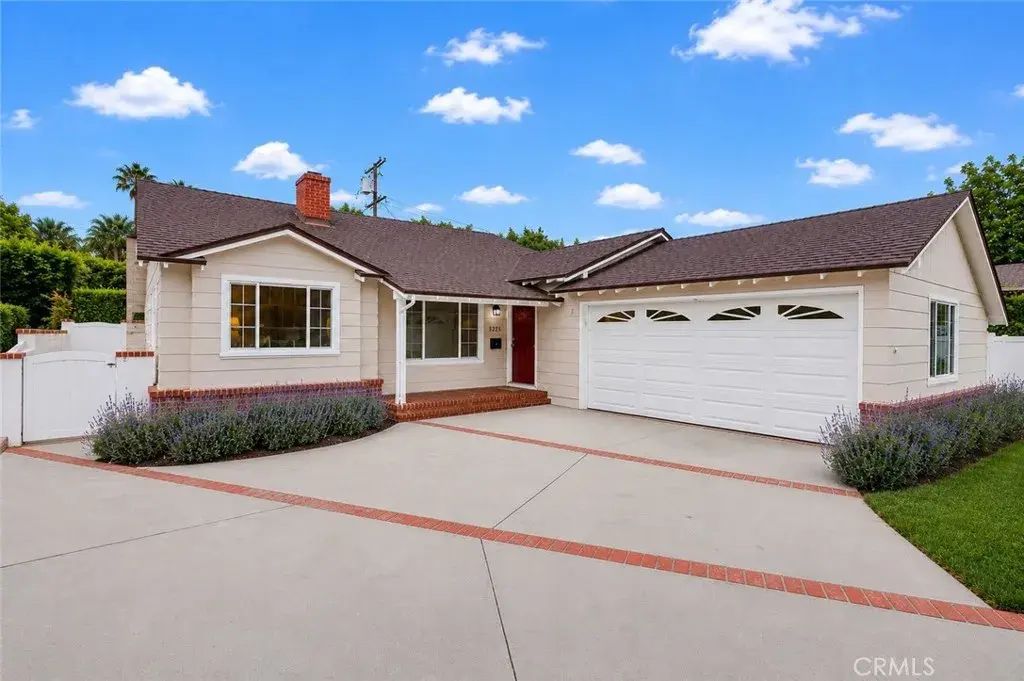 5225 Babcock, Valley Village