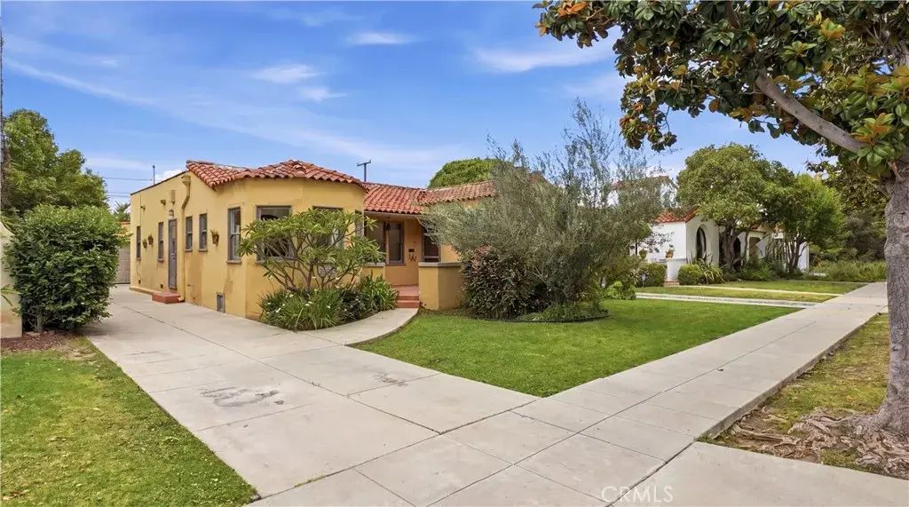 3625 Cerritos Ave, Long Beach