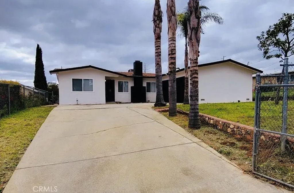 10045 Jonathan, Cherry Valley
