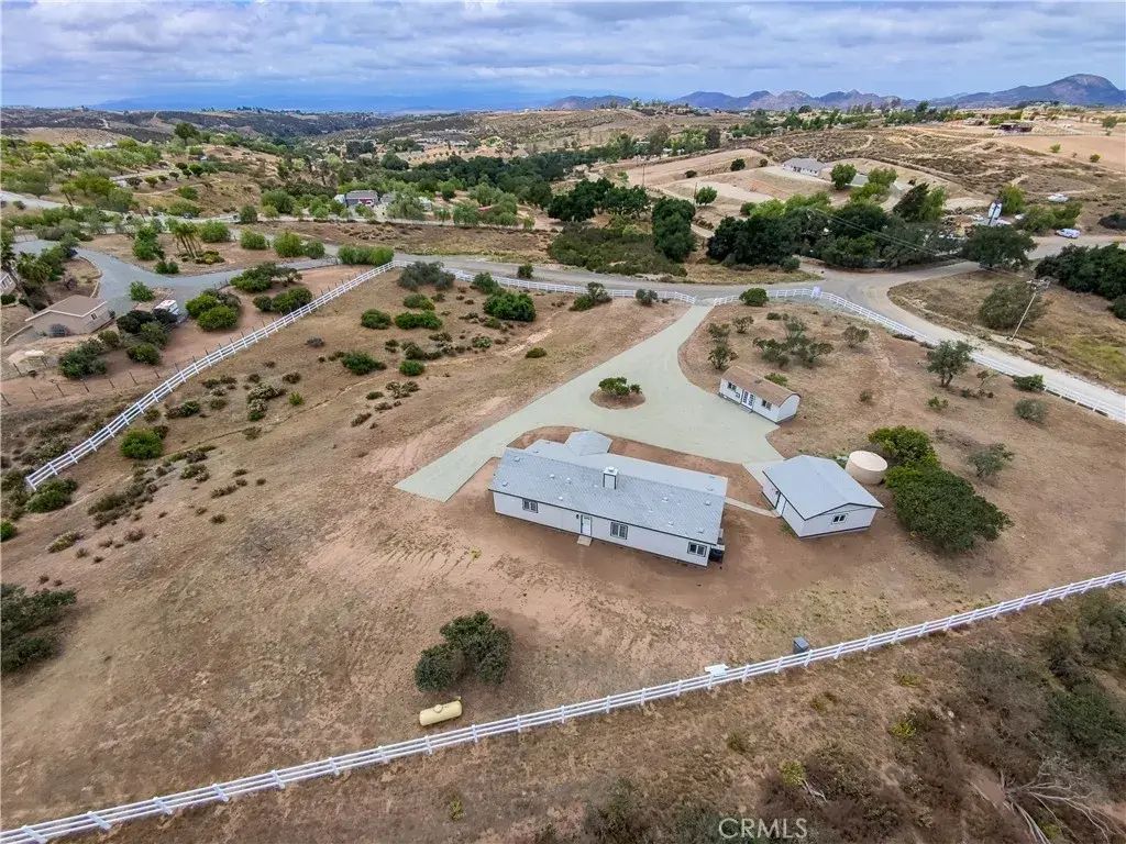 40705 Calle Vecina, Temecula