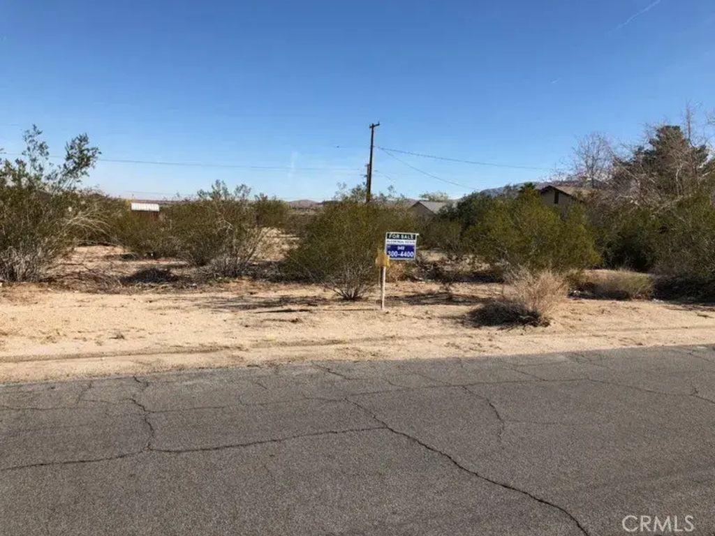 6325 Palm View, 29 Palms