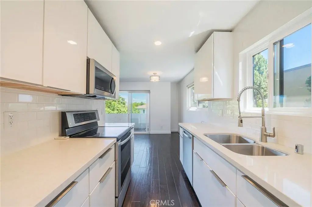1601 Veteran Avenue 301/302, Los Angeles