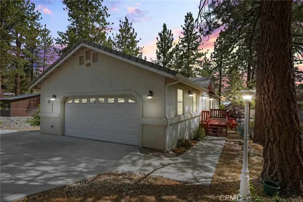 5399 Lone Pine Canyon, Wrightwood