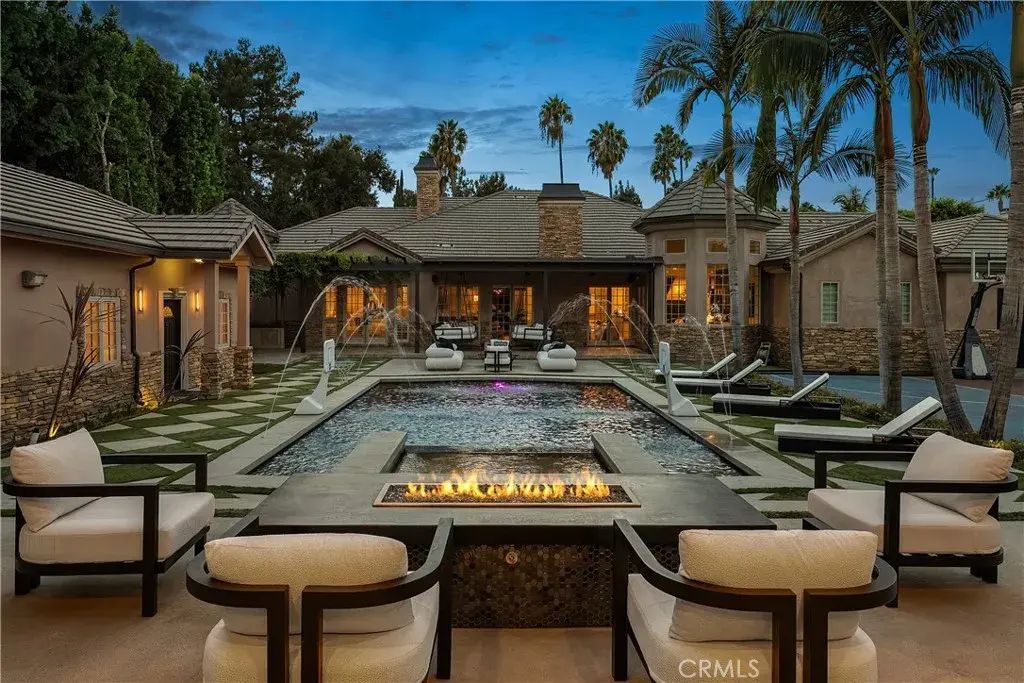 4816 Gloria Avenue, Encino