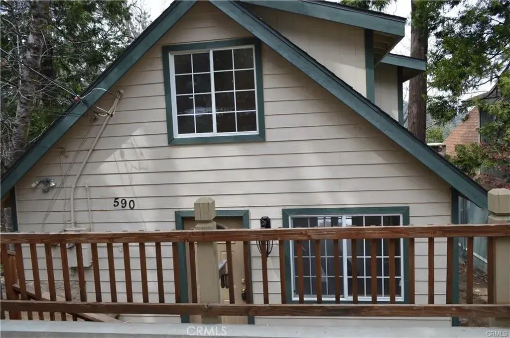 590 Rose, Twin Peaks